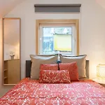 Host Wise - Duplex House - Terrace