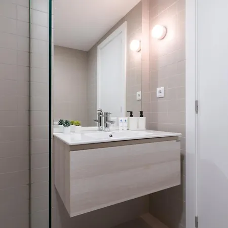 Host Wise - Duplex House - Terrace *