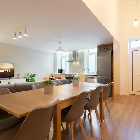 Host Wise - Duplex House - Terrace וילה נובה דה גאיה