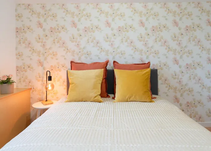 Host Wise - Duplex House - Terrace *