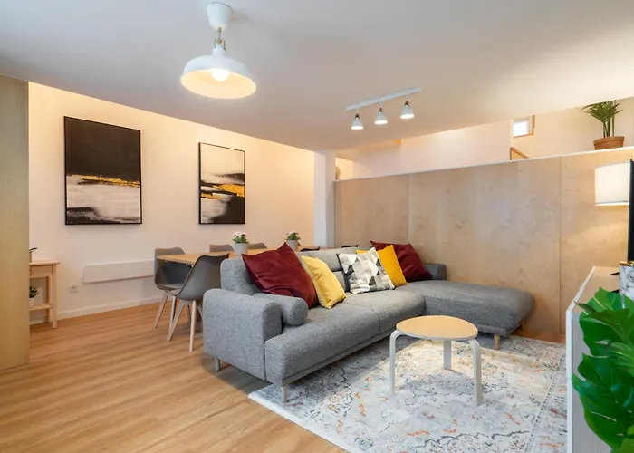 Host Wise - Duplex House - Terrace *