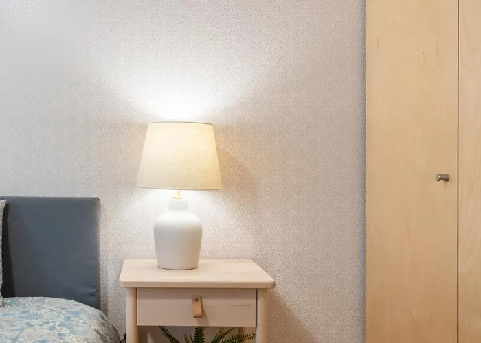 Host Wise - Duplex House - Terrace